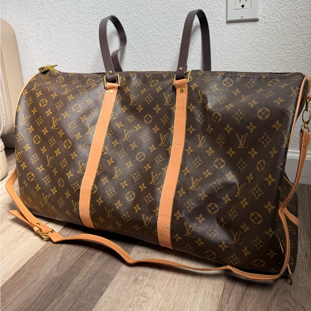 Inspired Duffel Bag Monogram L.V- preowned with wear